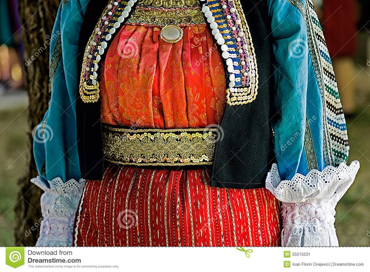 one_ofThe_Five's tweet photo. @SoCalValleyGal @TuckerMax Do you mean the video is not authentic? 🤨 (picture: traditional Ukrainian folk costume -detail) https://t.co/ouFb6Qinyu