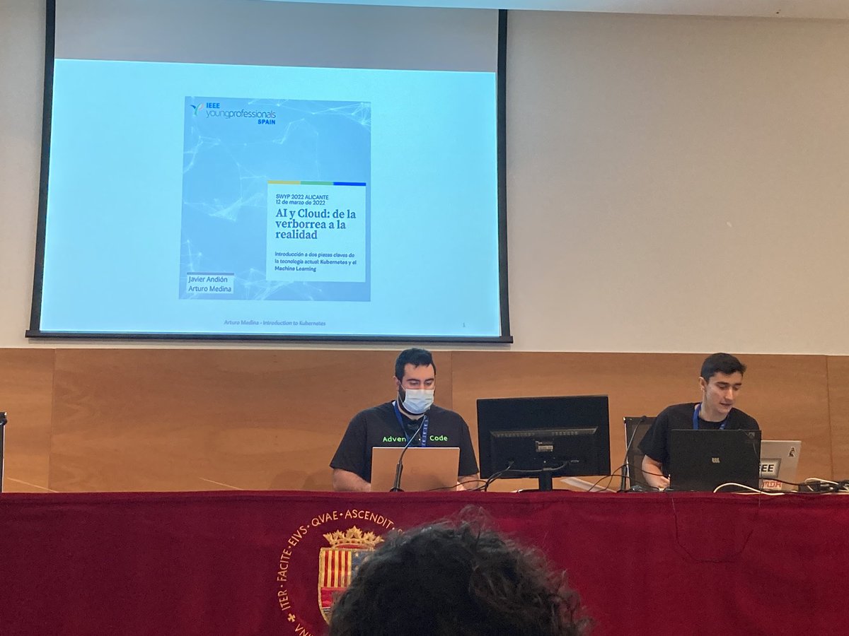 #SWYP #IEEE Young Professional habla sobre AI y Cloud: de la verborrea a la realidad.