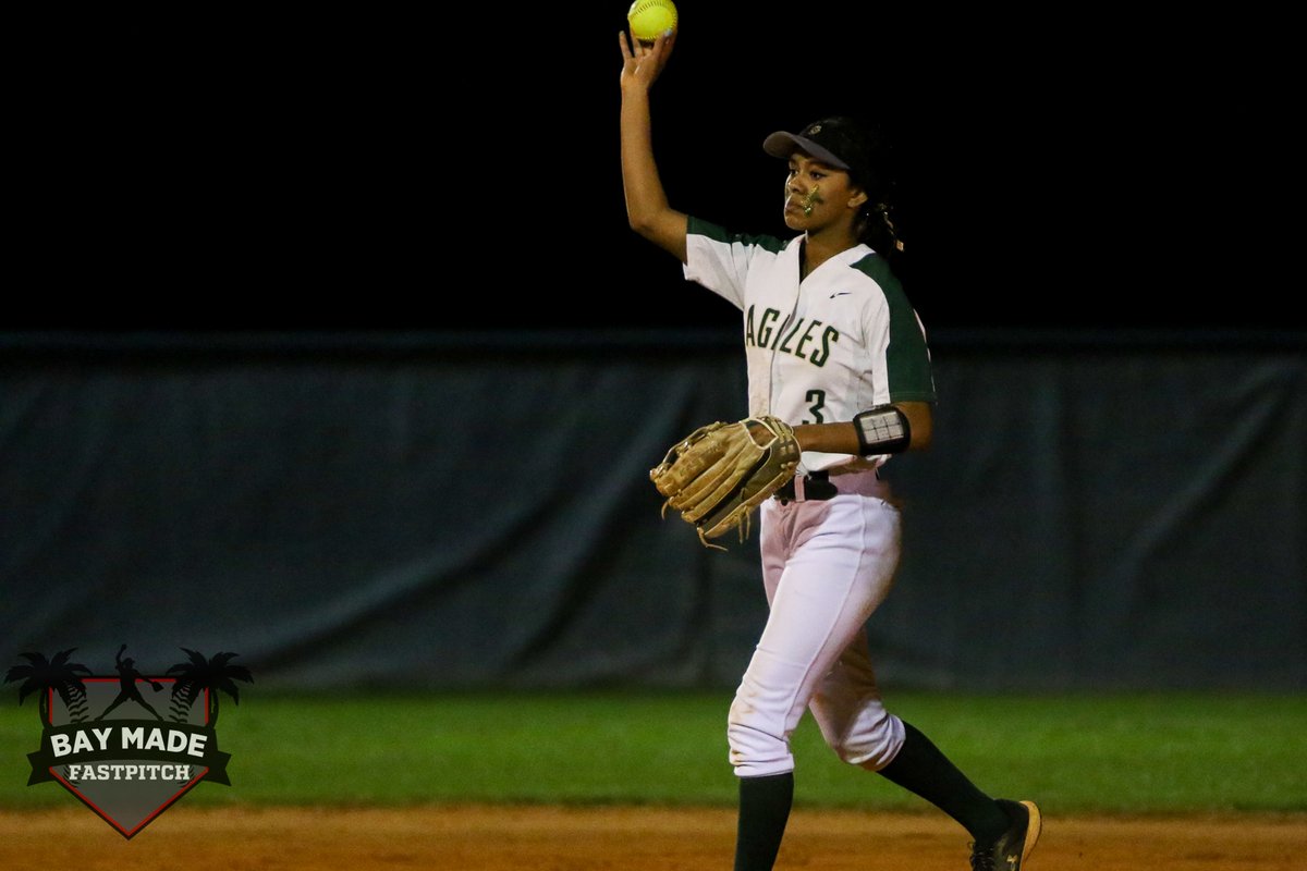 BMFastpitch's tweet photo. Let's meet the final team of the Invitational‼️

Pool D - @GJHSsoftball 
- Started 2-0 with a win over McKeel
- Coached by Chris Shell
- 2019 Class 8A, Region 3 Quarterfinalist (17-10)
- @paytonspears5 is a two-way threat to watch, Olivia Newman had 6 HR last year https://t.co/413fheFh5G