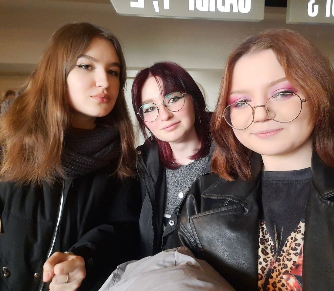 ну мы с <a href="/vgukzzz/">винтер бир</a> и @miraiassya типо вау