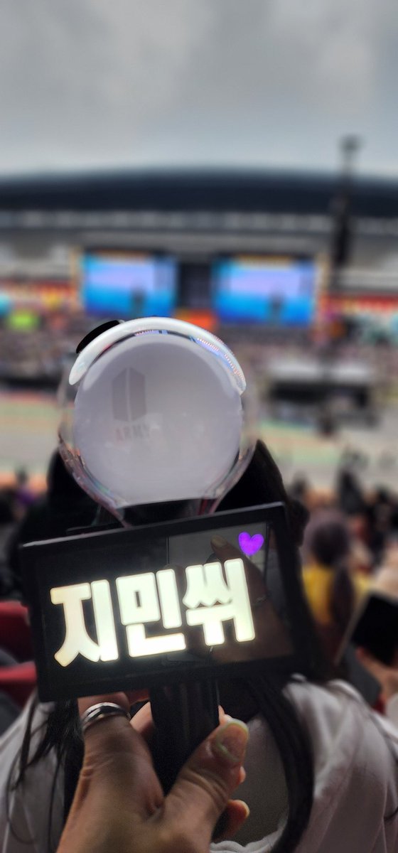bts7_borahe's tweet photo. ์ด์ ์ฝ 15๋ถ์ !
์ค๋ ์์ผ๋๋ฐ! ์ฆ๊ฒจ๋ด
์๋ค!
#IPUPLEYOU
#JIMIN #jiminie #์ง๋ฏผ https://t.co/JkS0k9cw9Z