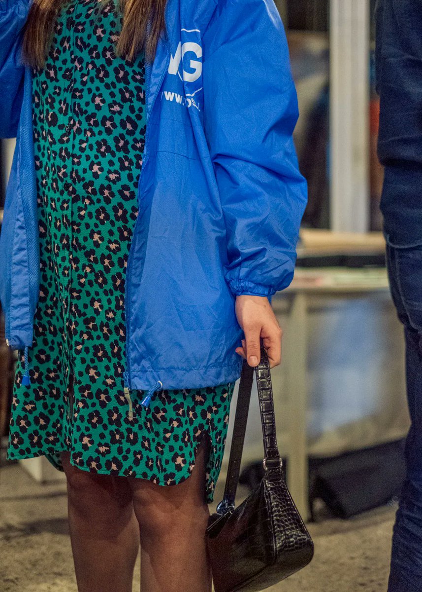 WouterBosOss's tweet photo. The latest fashion trends: primary colours.
Pauluskerk Oss, March 2022.
@CDAoss @VDGgemOss @D66_Oss @PvdAOss #verkiezingen #gemeenteraadsverkiezingen2022 #politics #elections #gemeenteOss #datisOss #dtvinbeeld #trefhetinoss #kroniekoss #omroepbrabant #bestofbrabant https://t.co/YL1vcCbJO1
