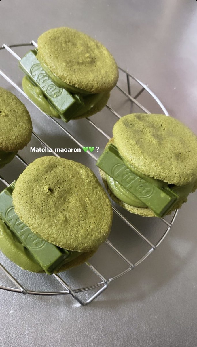 rei102798's tweet photo. 抹茶の生地に抹茶バタークリームに
抹茶のお菓子に
抹茶づくしのトゥンカロン 、？ https://t.co/hhpRFd5yS1