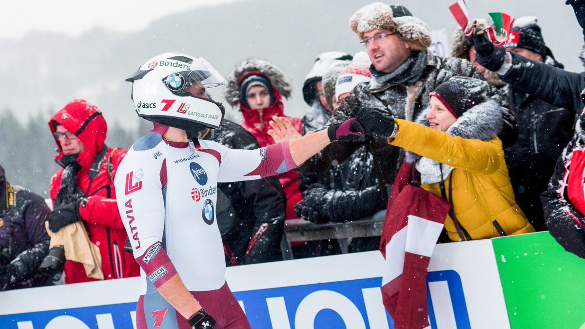 "MELBĀRDIS" 
Viņu dēvē par lielo OSI.
Tas par viņa spēku un paveikto.
Viņi iekaroja virsotnes un deva tautai himnu ko uz savas zemes dziedāt. Taču ne viss ir zelts kas spīd. Ko zaudēt - uzvarot? Kam tās viņa medaļas, ja tās ķermeni un sirdi izgrauzušas? 
 ŠOVAKAR, 20:00 LTV7