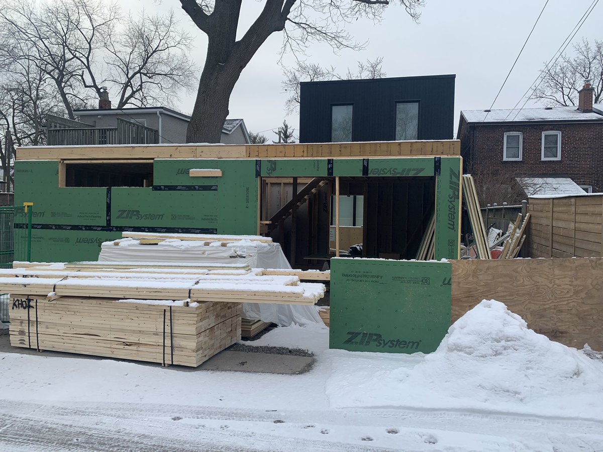 HousesLaneway's tweet photo. This is a laneway house being built near The Junction.  Looks like it will have single car parking plus additional living space on the ground floor, suite upstairs. https://t.co/RFlzpLtgnu