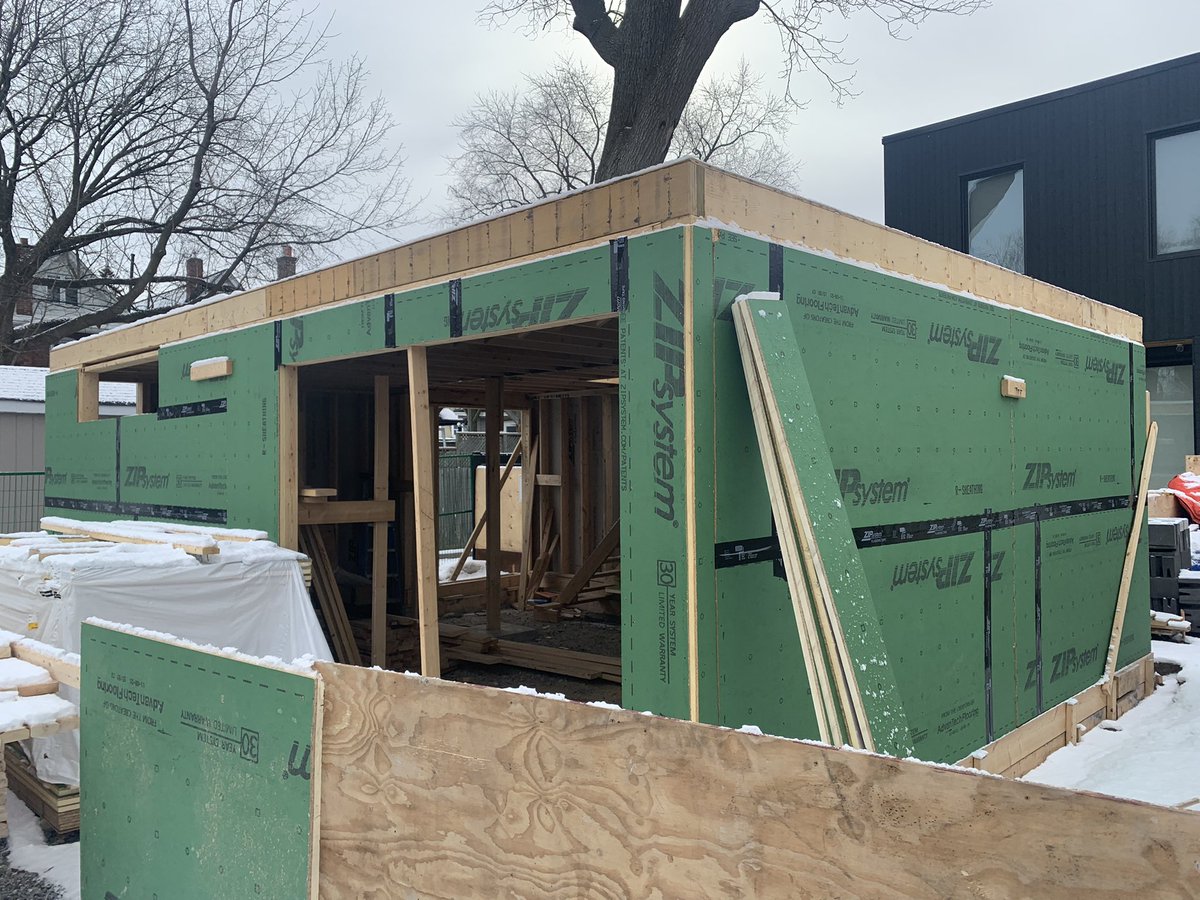 HousesLaneway's tweet photo. This is a laneway house being built near The Junction.  Looks like it will have single car parking plus additional living space on the ground floor, suite upstairs. https://t.co/RFlzpLtgnu