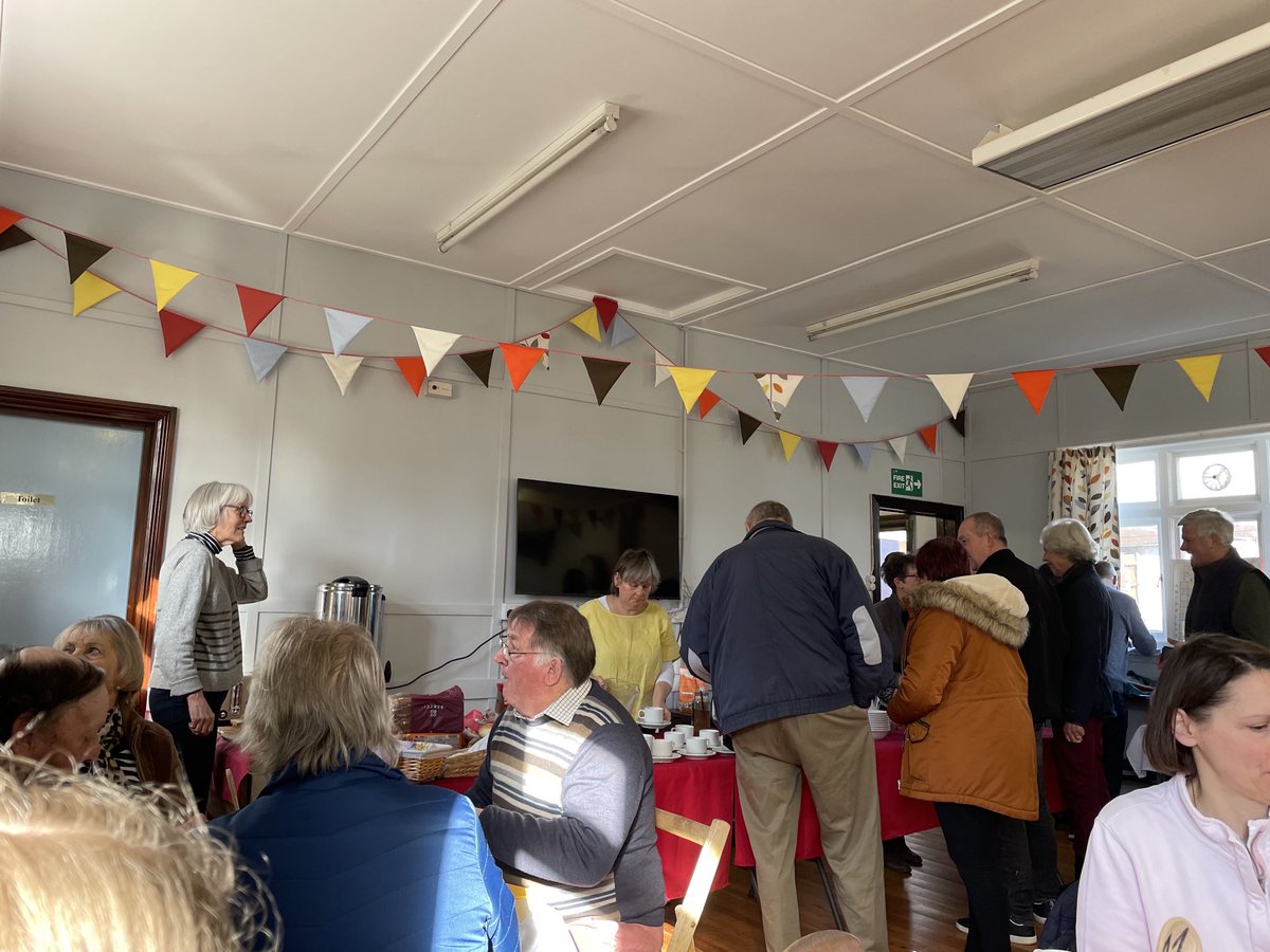 Simon4NDorset's tweet photo. Across the UK people are coming together to raise £ to help our Ukrainian brothers &amp; sisters. We raised at the wonderful Lydlinch breakfast, I’m told circa £2k with all foods being donated by the community and businesses. A huge thank you to those who donated, cooked &amp; organised https://t.co/TZ84vlUlnn