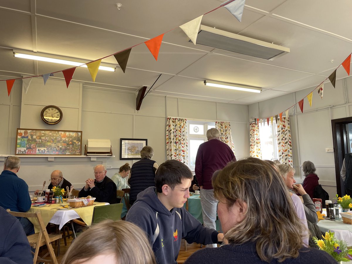 Simon4NDorset's tweet photo. Across the UK people are coming together to raise £ to help our Ukrainian brothers &amp; sisters. We raised at the wonderful Lydlinch breakfast, I’m told circa £2k with all foods being donated by the community and businesses. A huge thank you to those who donated, cooked &amp; organised https://t.co/TZ84vlUlnn