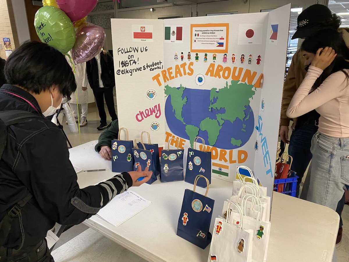 EGHSActivist's tweet photo. What an incredible event! Thank to all who came out to support our EGHS community! #WeAreEg #FestivalofCultures https://t.co/rNB7JsTnJQ