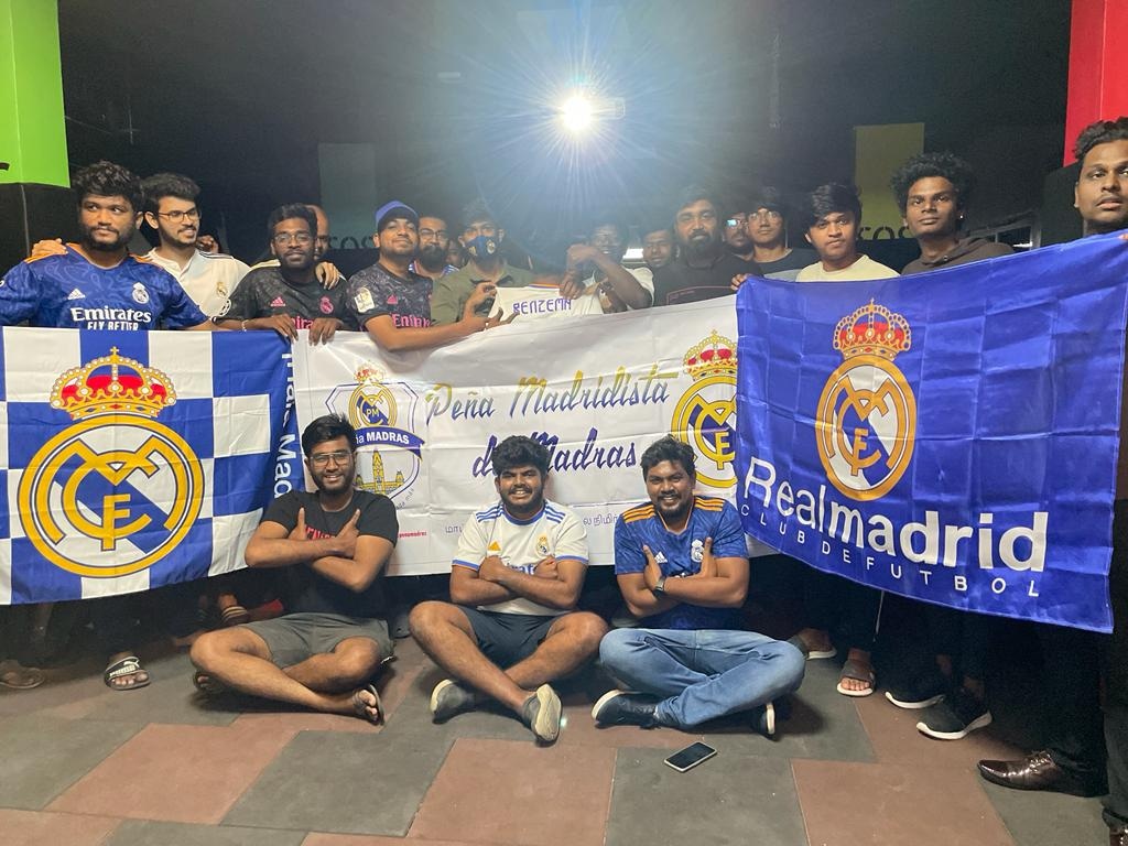 PenaMadras's tweet photo. Kudos to Each and Every Madridistas who came to witness one of the historic comeback of UCL together in Chennai 🤍 and greatful for all of you who makes the noice for our club from their homes 😍🤗 .
Hoping to see you all together again soon ❤️
#RealMadrid #ChampionsLeague https://t.co/ot7DyDPscK