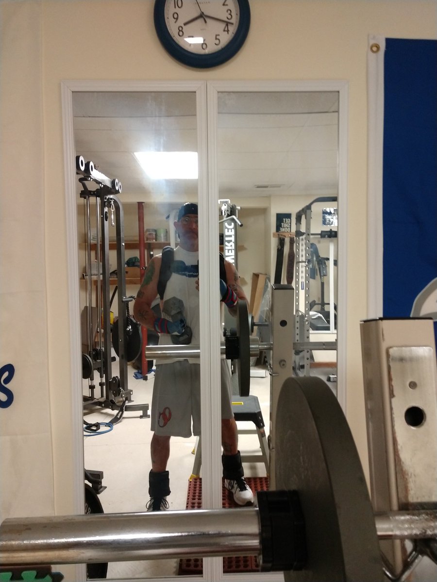 Dcaruso26's tweet photo. What does your Saturday morning look like?
Get in the gym!
#MorningMuscle #GetShitDone
#NoExcuses #NoRegrets https://t.co/sJY3UNPw2I