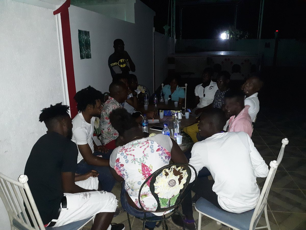 TeamLakay5's tweet photo. Bonjour tout fanatik Team lakay yo.
    Team lakay pase raple nou final Explosion vs Bèl efò a ap toujou fèt aswè a toujou nan menm lokal vob e fis la,mache ak parapli nou https://t.co/JzDbueROew