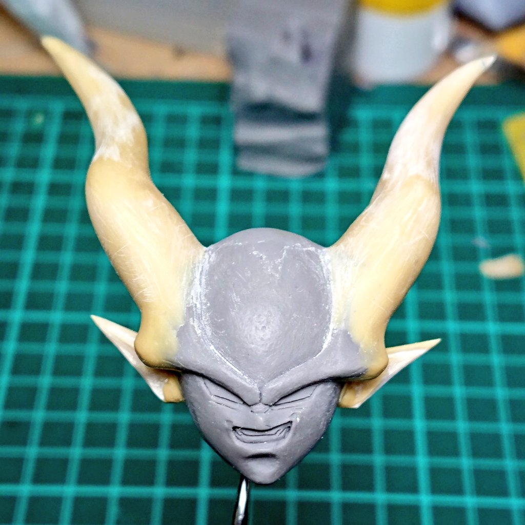 pythongodDragon's tweet image. ダイジャは さぎょうした。

ジャネンバに みみが はえた！

シッポが うまれた！

ちいさなこんぼうから
けんのようなものが うまれた！