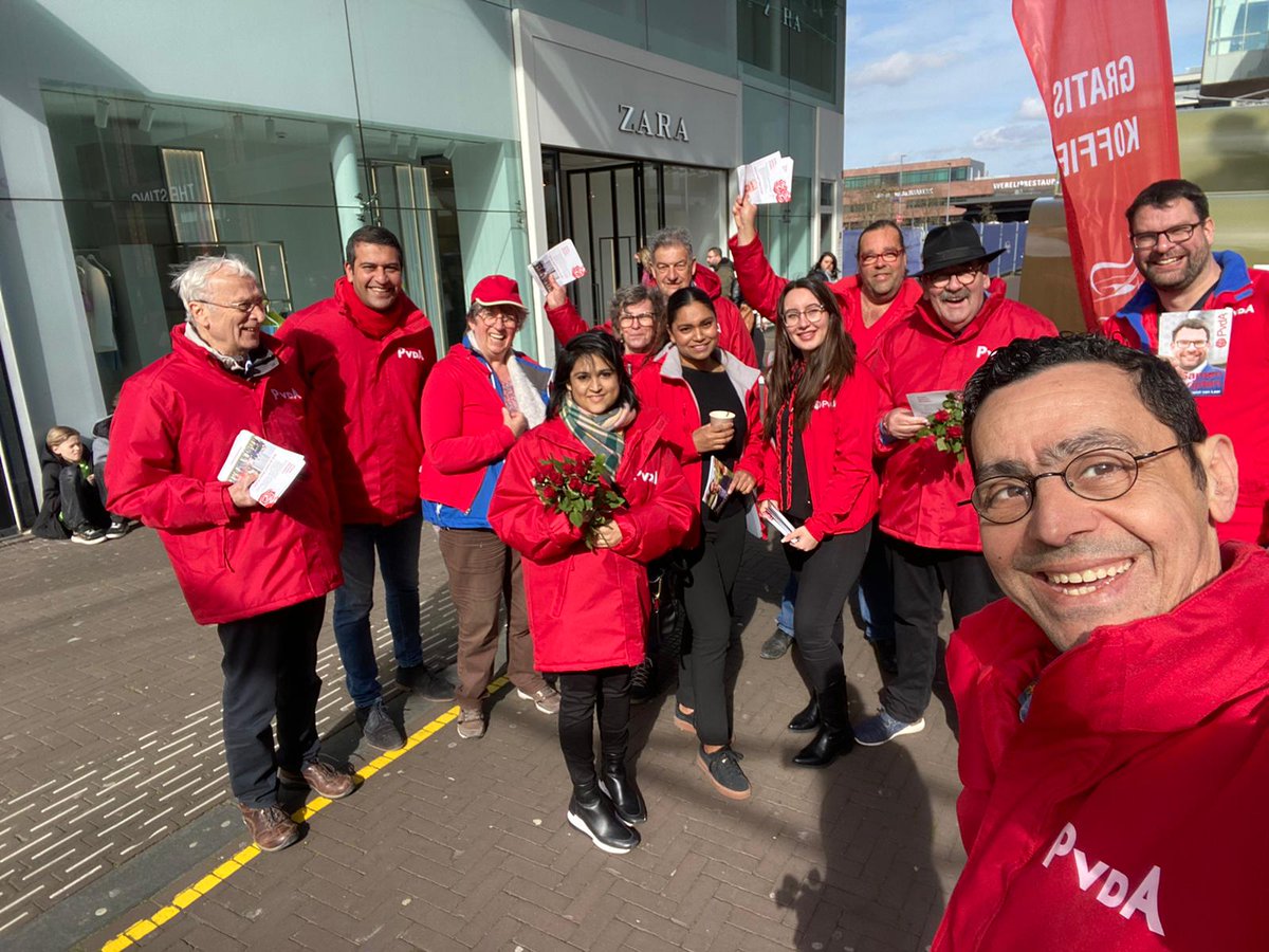 🌹Weer een heerlijke, zonnige campagnedag! Kom je langs, voor gratis koffie en een goed gesprek? We staan bij het regenboogpad in het centrum van #Hoofddorp (kruising Marktplein/Marktlaan).🌹
