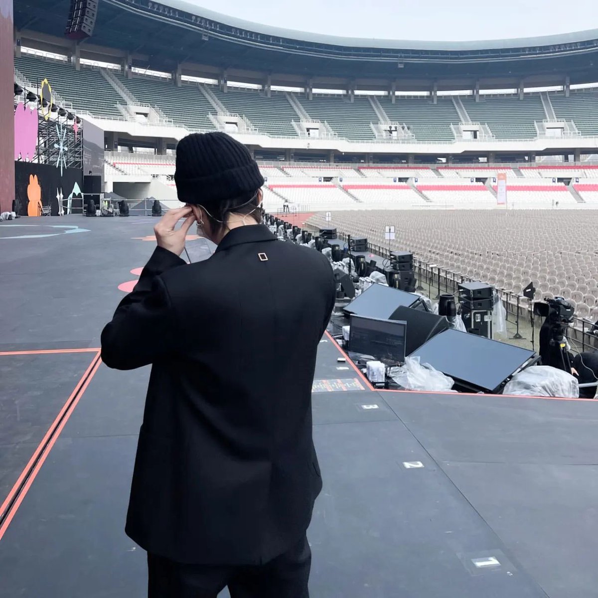 pm5_twt's tweet photo. 220312 윤기 인스타그램 #SUGA https://t.co/8rLFGWjwQn