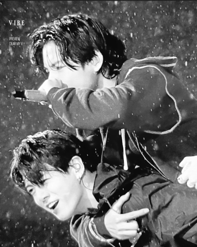 Mariposa732's tweet photo. you might think it's a fairy tale but no, it's just #taekook https://t.co/2jwFamjxhF