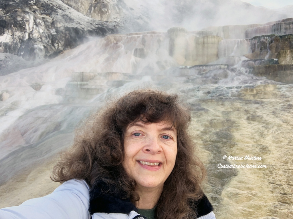 WorldwideXplore's tweet photo. Mammoth Hot Springs is a truly magical kind of place to visit in #Yellowstone National Park.

#travelwithus #Wyoming #USAtravel #TRLT #travertine #NationalParks #postcardsfromtheworld #travertineterraces #naturelovers #landscapephotography #mammothhotsprings #mammothterraces https://t.co/7rRvMKsHSH