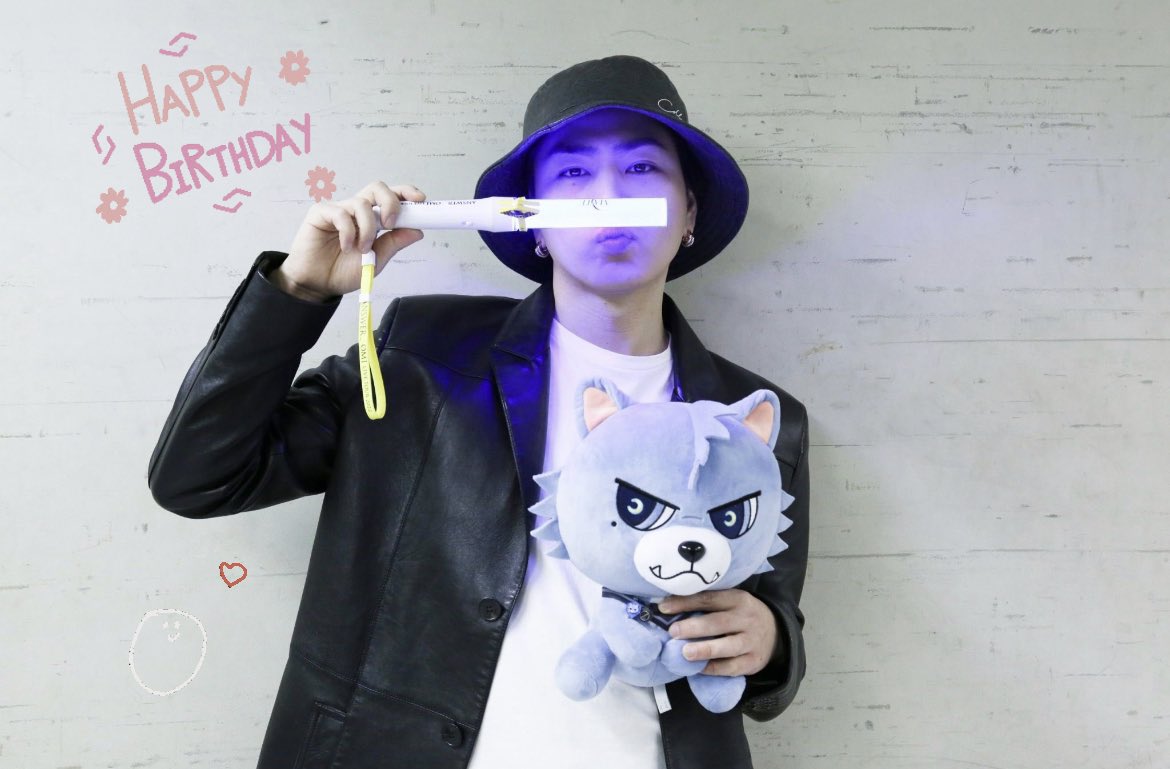 s___tsk's tweet photo. Happy Birthday🤍
あっという間に3.12
お誕生日に同じ空間にいられて幸せだった😢❤︎
ほんっとうに好きになれてよかった、
これからもずっと1番大好きな人✌🏻💖
今年もいっぱい会いたいナ https://t.co/EoDgcHG3Wb