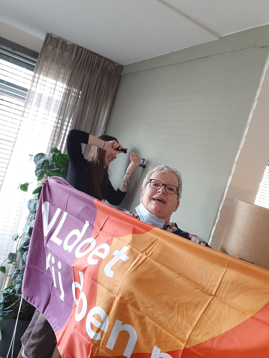 Vandaag <a href="/NLDOET/">NLdoet</a> @OranjeFonds op locatie Vinkenoord <a href="/Amerpoort/">Amerpoort-Sherpa</a> . 2 vrolijke dames, Gerda en Anita, hadden zich aangemeld voor de klus (muren sauzen) #wensvandebewoners .