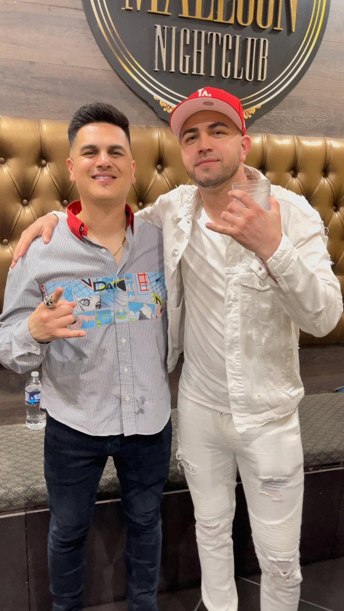W/ <a href="/ReguloCaro/">Régulo Caro</a> #EdMusic