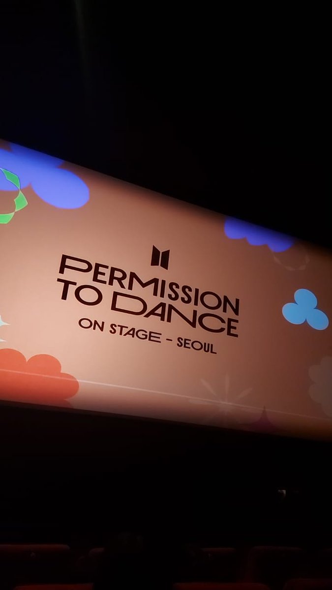 JesterNosey's tweet photo. BEST DAY EVER OMFG THANK YOU @BTS_twt and #BTSARMY I love u AND THANKS SPECIALLY TO YOU @sryandthankyou to make this possible LOVE YOU 💜💜💜 #PTD_ON_STAGE_SEOUL #PDTLIVEVIEWING https://t.co/MCQGdhrR3m