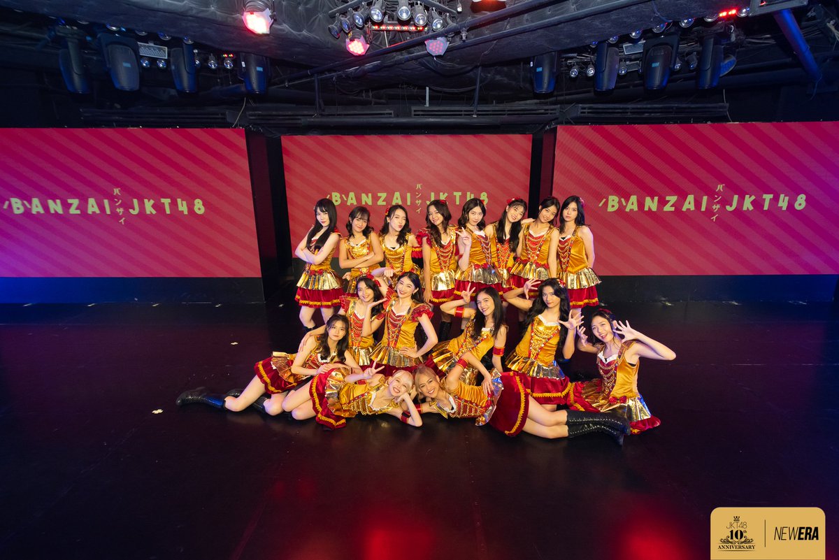 Freya130206's tweet photo. #BanzaiJKT48 #jkt48 #jkt48newera https://t.co/bD86fYRRP2