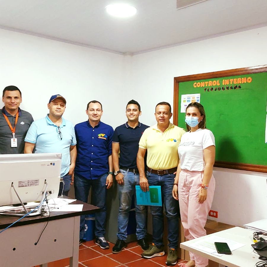 RedCIOMeta's tweet photo. Acompañamiento a los municipios de Restrepo y Cumaral Meta por parte de la #SecretariaTIC políticas #GobiernoDigital y políticas #SeguridadDigital Gobernación del Meta, diligenciamiento Formulario Único de Reporte y Avance de Gestión (FURAG)
#restrepometa #cumaralmeta https://t.co/VEITpDNEKE