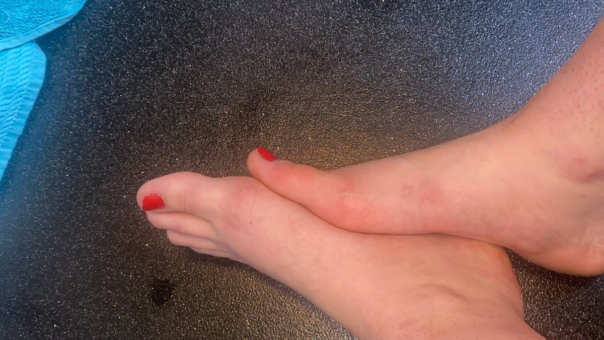 PiscesFeet2000's tweet photo. #shower #sellingcontent https://t.co/R245LbitAo