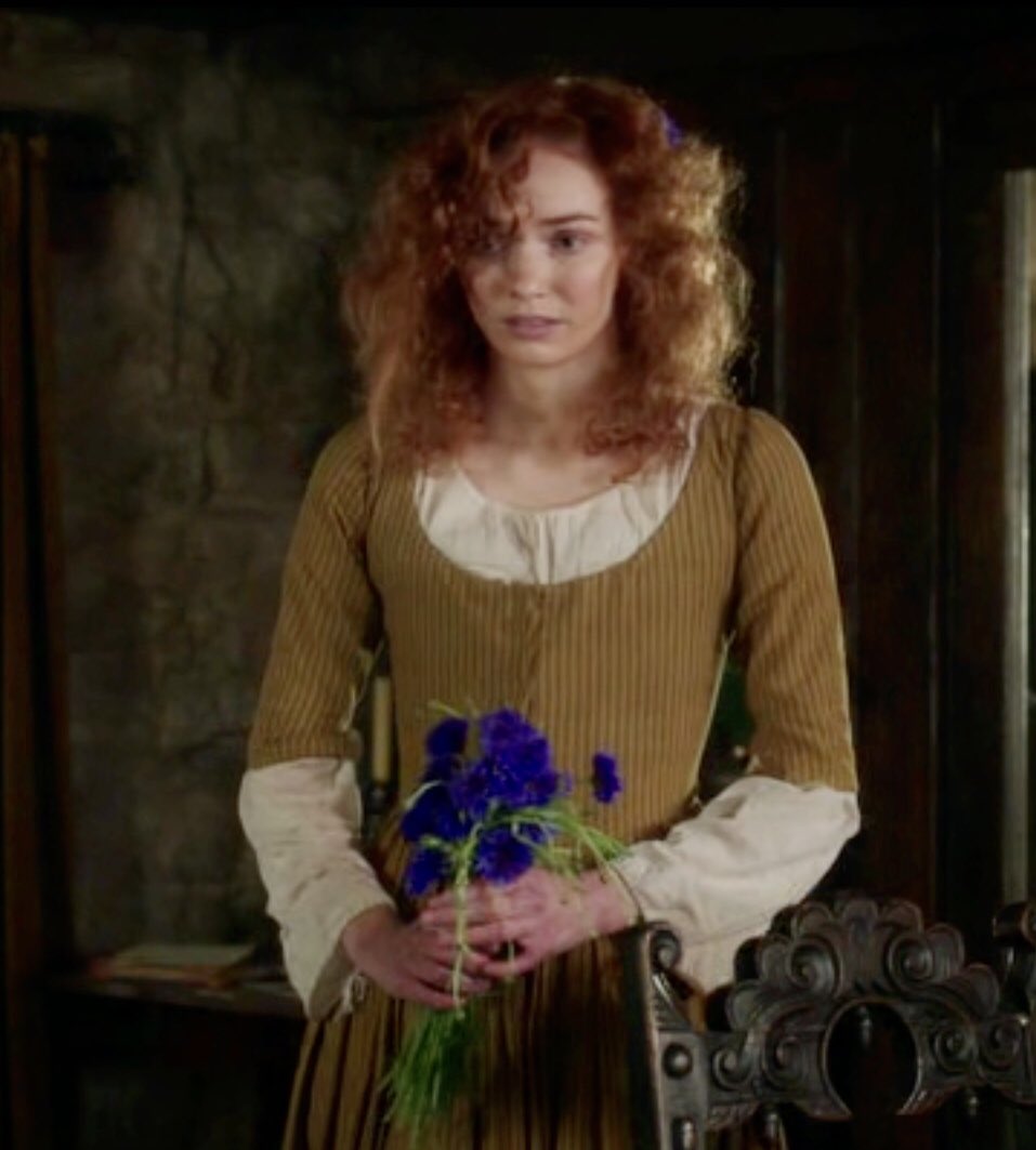Medeine11's tweet photo. So the flower girl in another universe lost her virginity before him falling in love or marrying. Even after the night she was calling him “sir” 🤦♀️
Was it that “saint kiss” that corresponds here this event?
#CherryPicking #Dilruba
#Demelza #FlowerGirlDizi🌼
#Poldark #Polshit https://t.co/pBm3MCTX0B