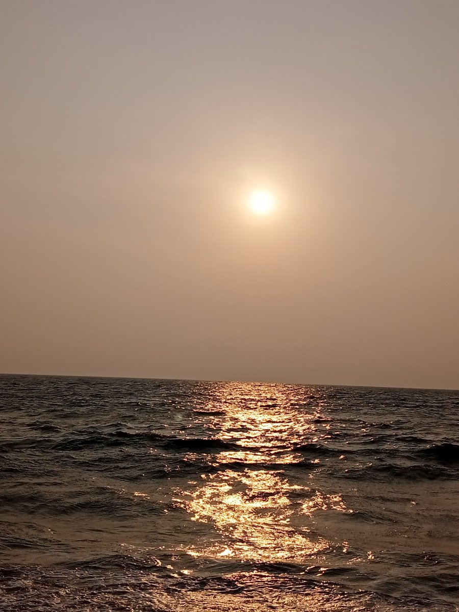 alain151069's tweet photo. Close your eyes and breathe 🙏 #Marari #Kerala #India https://t.co/S6TlG3HGfL