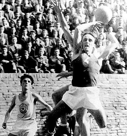 FNp9A4mWYAADFii?format=jpg&name=small