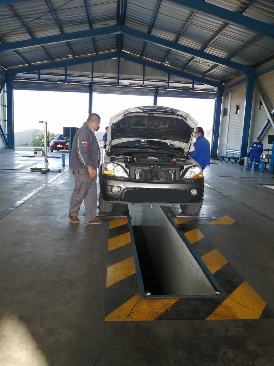 MTTOhiggins's tweet photo. 🧐 Inspectores @Fisca_MTT #OHiggins realizan visita a planta de revisión técnica de #Rancagua, donde se verifica funcionamiento de los equipos y administración de PRT.

Utilice siempre 😷 cuando asista 

@aes_prt funcionan de lunes a sábado. 
                🚘🚖🚍🏍️ 🔍 https://t.co/XYQ8zWKKu0