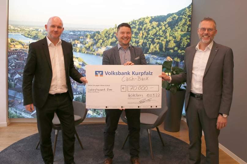 Es war wieder soweit, am 10. März war Cash-Back-Day der R+V Versicherung 💶

Dieses Jahr wurden insgesamt 70.000€ an unsere Kundinnen und Kunden im Mitglieder-Plus ausgezahlt 🤩

Wenn du mehr zu Cash-Back wissen möchtest, vereinbare gerne einen Termin mit deinem Berater 👍