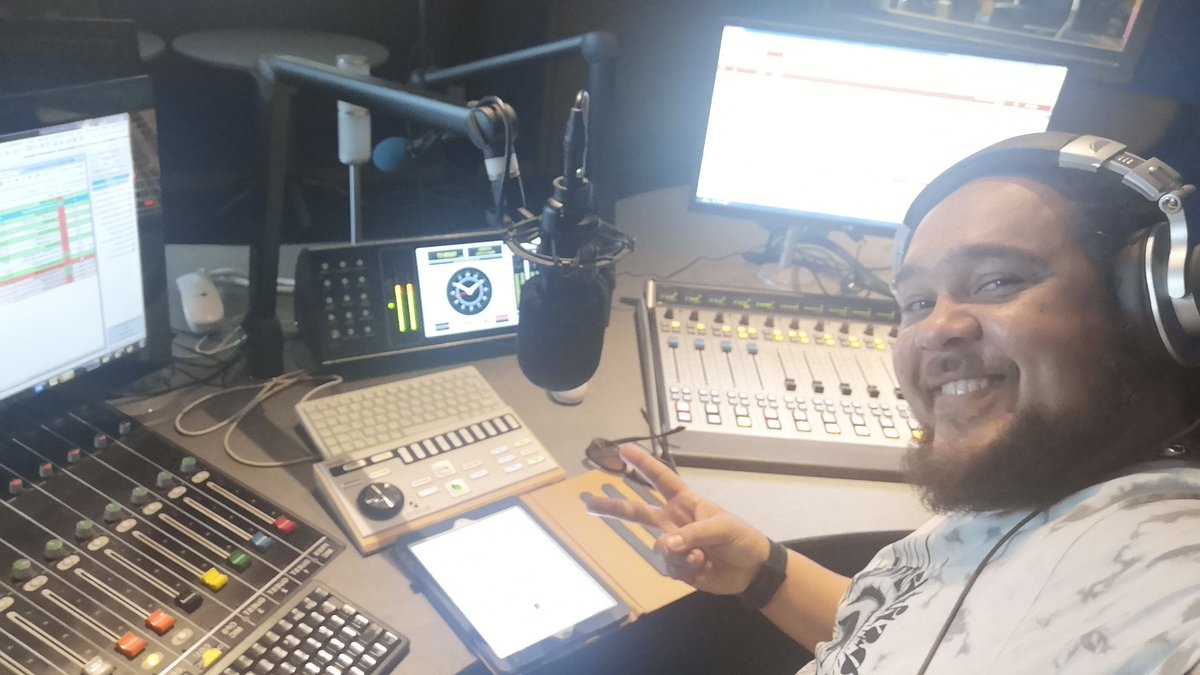 📻 Andy Pierce 🎥 (@andypthesoulman) on Twitter photo I'll be on from 10am <a href="/BBCLeicester/">BBC Leicester</a> Talking #Mentalhealthmatters With Fi Burton Todays topic is dealing with #anxiety surrounding the Ukraine Conflict then #Gardening with the Legend <a href="/BaronMischief/">Nick Turrell</a> Also talking all about <a href="/FriendsParodyUK/">Friends The Musical Parody</a> with <a href="/IAmTomMitchells/">Thomas Mitchells</a> Come and say Hi!! 💚 I'll be on from 10am <a href="/BBCLeicester/">BBC Leicester</a> Talking #Mentalhealthmatters With Fi Burton Todays topic is dealing with #anxiety surrounding the Ukraine Conflict then #Gardening with the Legend <a href="/BaronMischief/">Nick Turrell</a> Also talking all about <a href="/FriendsParodyUK/">Friends The Musical Parody</a> with <a href="/IAmTomMitchells/">Thomas Mitchells</a> Come and say Hi!! 💚