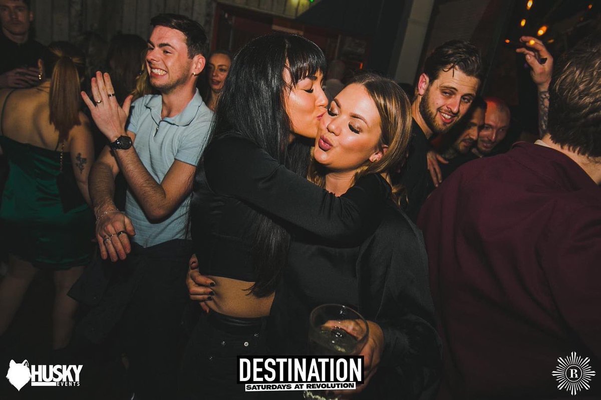 HuskyEvents's tweet image. Tonight is the night 🎉 
Your Saturday night destination is Revs📍 

🐼 Destination Animal Performers
🎉 Confetti explosions
🍾 Bottle Trains &amp;amp; Sparklers
🎧 2 x DJs and 2 x rooms of music
🥂 VIP Lounge
🎊 Plus loads more!

Grab an advanced ticket 🎟 at huskyevents.com