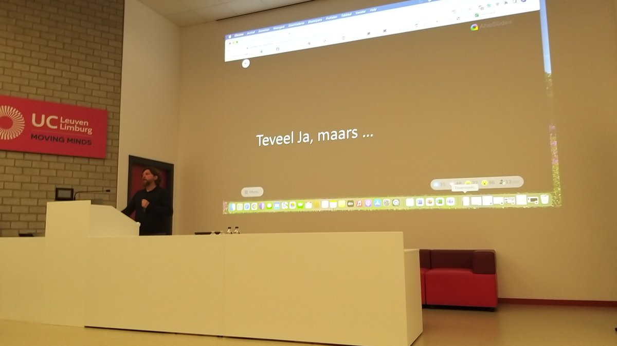 Dewulfluk's tweet photo. Keynote van Beno Schraepen: Scholen geven veel 'ja, maars' aan ouders. Zoals: 'we hebben de draagkracht niet' of 'minister @BenWeyts zegt dat het #Mdecreet is afgeschaft.' Waar sta je dan als ouder? #inclusie #gelijkekansen #inclusiedag #UCLL https://t.co/8hir0BrMRJ