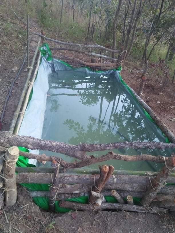 ZawWin35334's tweet photo. Over half of the refugees population in Kayah state now face with shortages of water supply for their drinking and usage.  #VillagesBurntDownByJunta #2022Mar12Coup #WhatsHappeningInMyanmar https://t.co/SnikyYFcWf