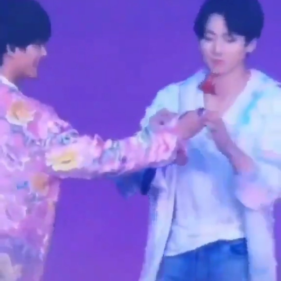 taehyung giving rose to jungkook and taehyung giving ring to