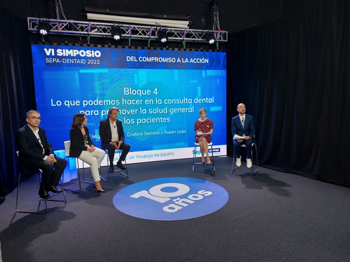 dentaid_es's tweet photo. “Nuestra consulta #dental puede ayudar a la #SaludGeneral de los pacientes mucho más de lo que pensamos” indica el Dr. Miguel Carasol en el VI Simposio Sepa – DENTAID @SEPAperiodoncia #SimpSepaDENTAID https://t.co/VLL4HJSTaP