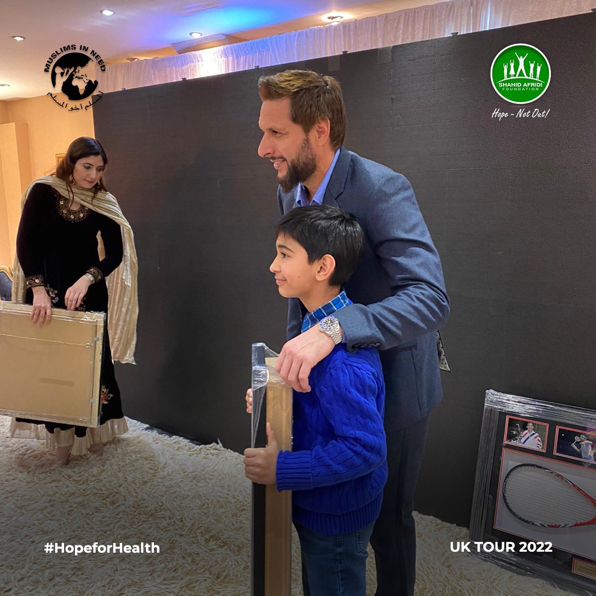 SAfridiOfficial's tweet photo. London, you are the best! Thank you for giving us an amazing response yesterday and contributing generously to the cause of #HopeforHealth. We are all extremely touched by your support! Special thanks to our incredible sponsors for making this event successful. 👏🏻 https://t.co/8VnDAbJQuC
