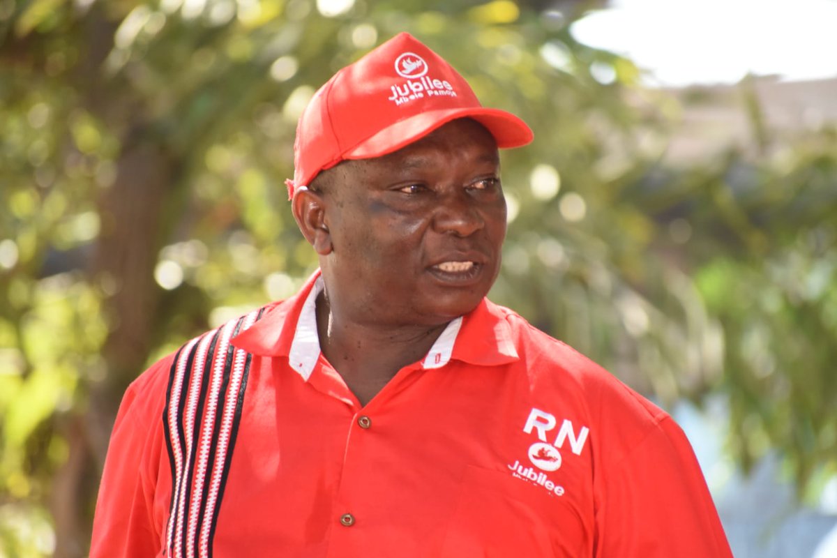 KenyanWalter's tweet photo. Richard Ngatia have had so many conversations with youths and he has promised to ensure that they have secured job in government institutions
#InhandsofNgatia https://t.co/0NstE2rTvI
