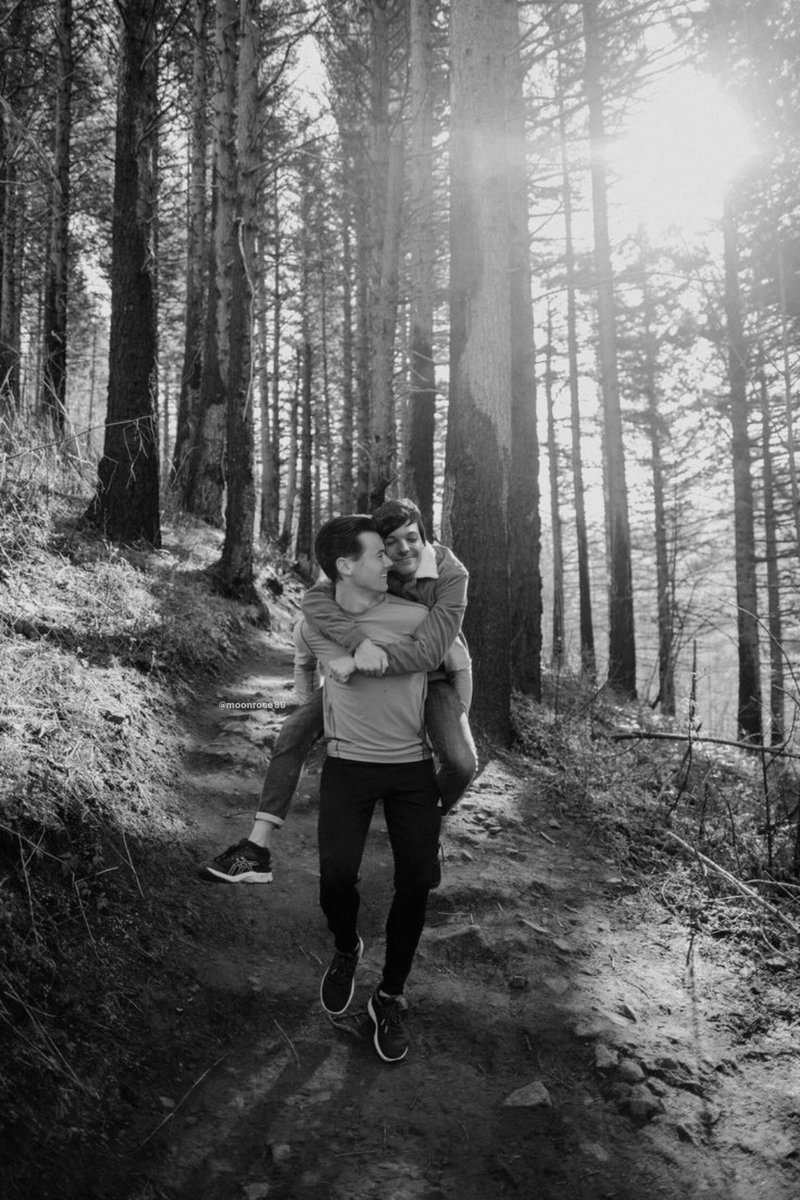 moonrose99's tweet photo. Another go on date concept πβπ»π...
#larrymanips https://t.co/kw4DurELGX