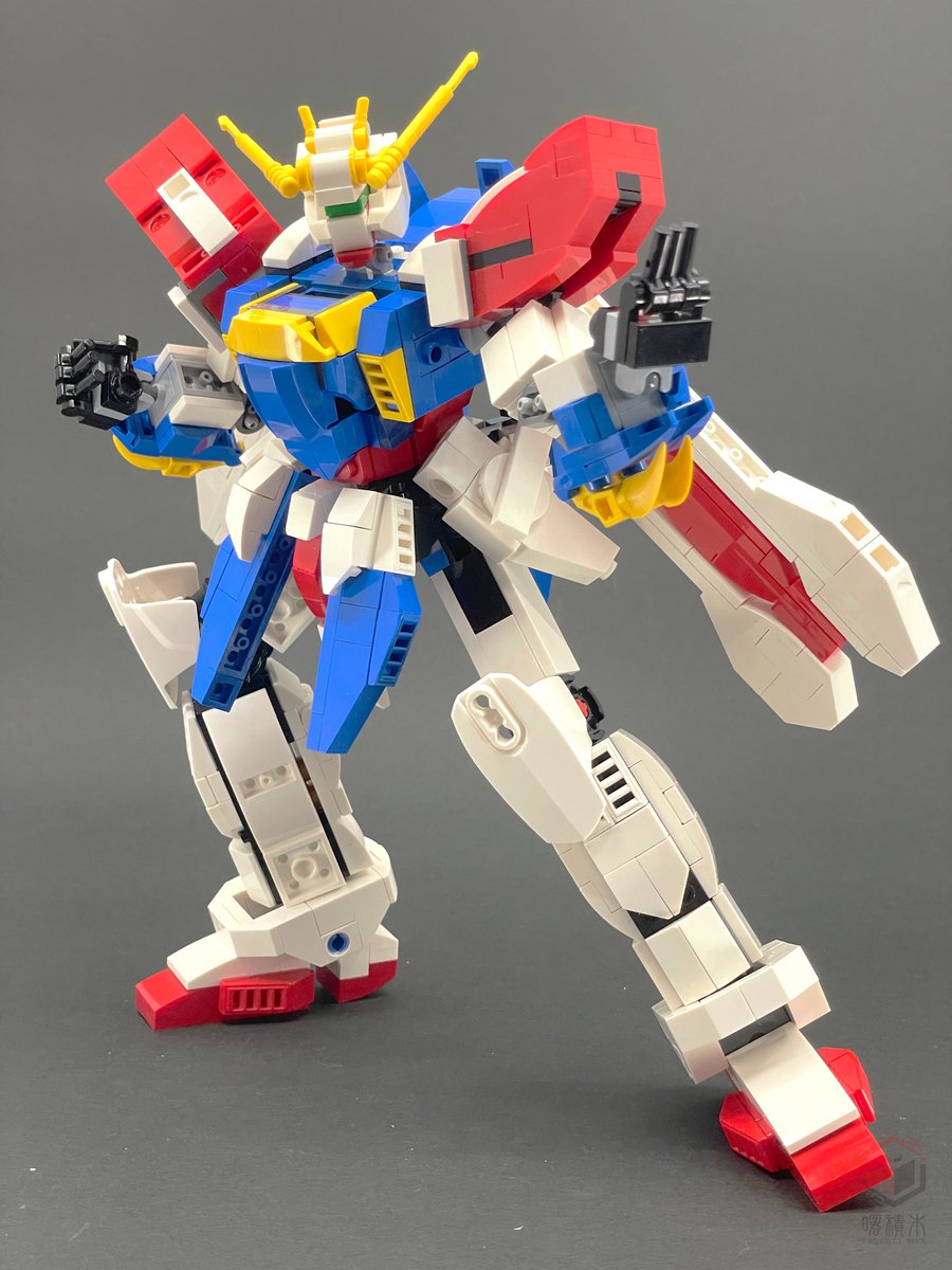 twilightsbrick's tweet photo. ガンダムファイト!!!レディー・ゴー!!!

#lego #legomocs  #legohk #legoideas #legomech #mecha #gundam #tbbme #afol #moc #bricks #レゴ #レゴロボ #ロボ #ガンダム #機動武闘伝Gガンダム  #ゴッドガンダム https://t.co/1tpfBO8vfm