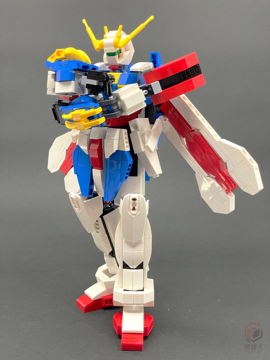 twilightsbrick's tweet photo. ガンダムファイト!!!レディー・ゴー!!!

#lego #legomocs  #legohk #legoideas #legomech #mecha #gundam #tbbme #afol #moc #bricks #レゴ #レゴロボ #ロボ #ガンダム #機動武闘伝Gガンダム  #ゴッドガンダム https://t.co/1tpfBO8vfm