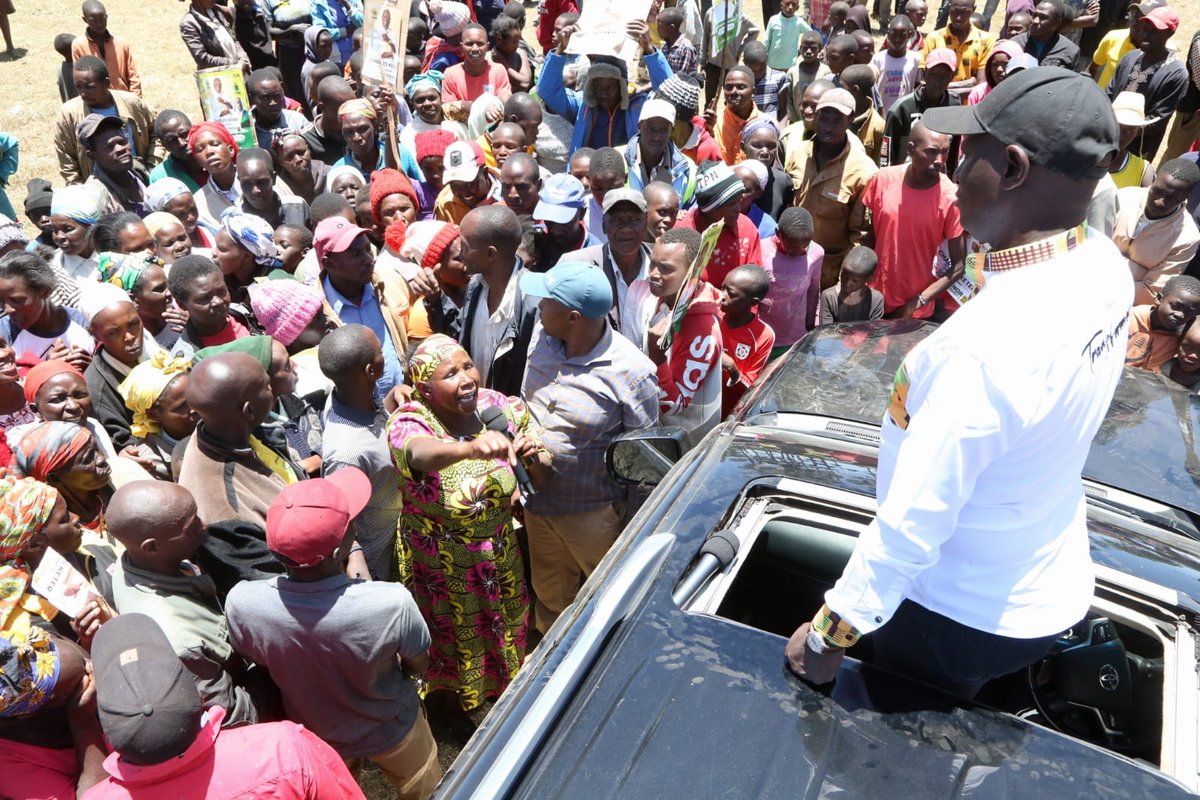 ketercharles's tweet photo. We embrace the bottom-up economic model as espoused by H.E William Samoei Ruto and we have in one accord resolved to vote for UDA enmasse.
#KerichoKwanza
#FormNiKuTransform https://t.co/he8TYcI1gk