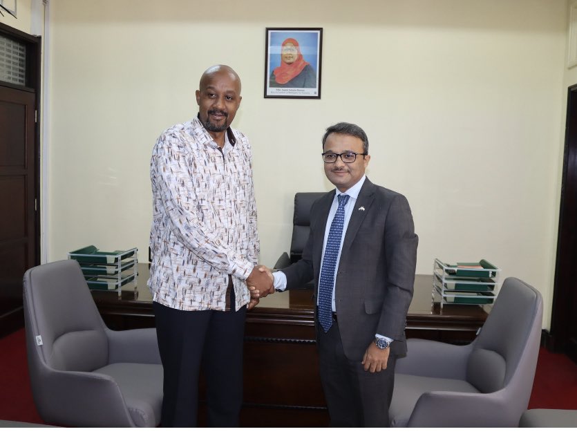 binaysrikant76's tweet photo. Had an engaging discussion with Prof Eliamani Sedoyeka @amanisedo , Permanent Secretary, Ministry of Education @wizara_elimuTz to discuss cooperation in Education sector b/w #IndiaTanzania https://t.co/K4XP0DsXdw
