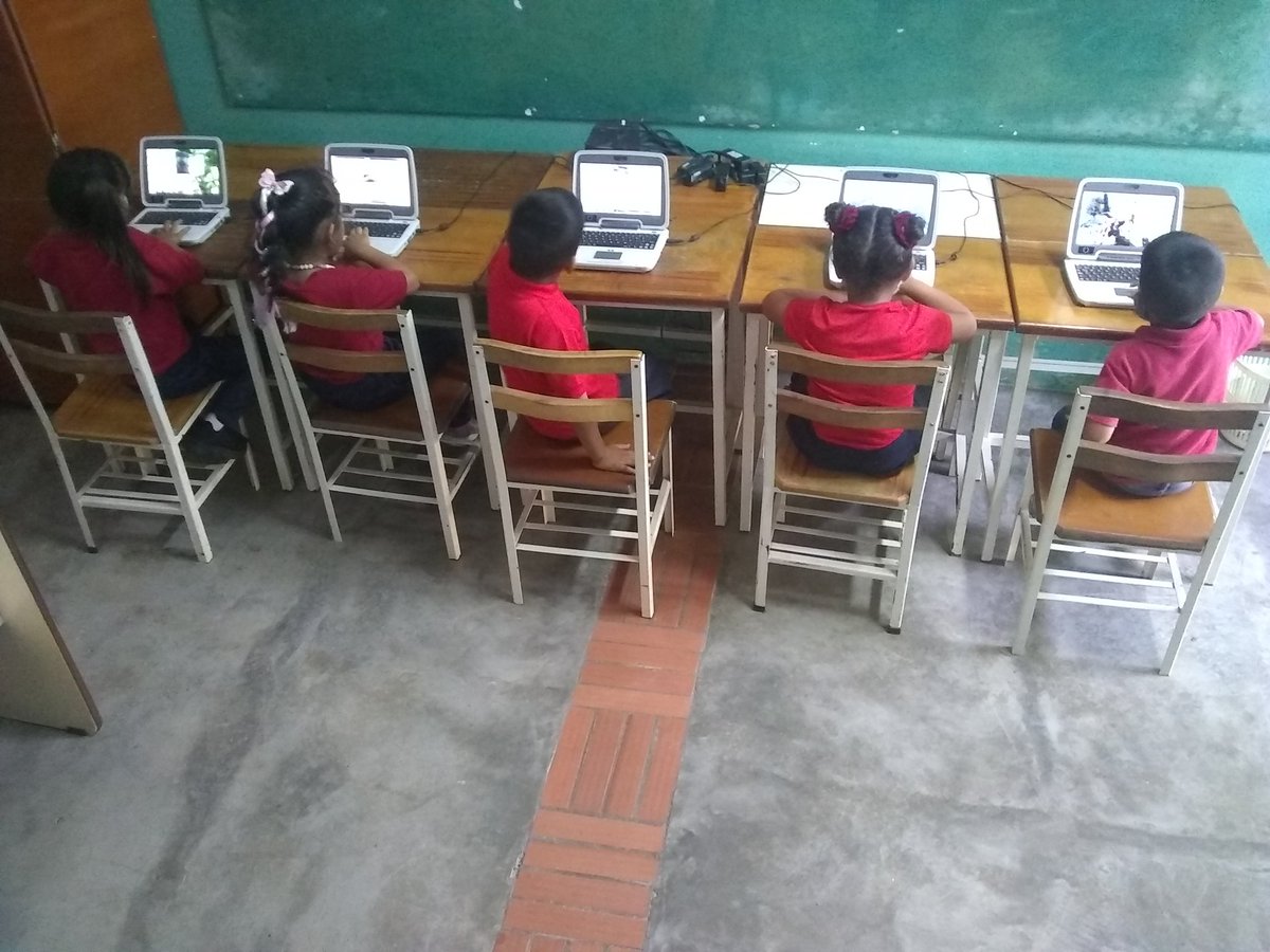 Cbitelplacer2's tweet photo. Atención estudiantes de inicial de Esc. Bol. El Placer,  
@fundabit_ 
@fundabitpor 
@ZEPortuguesa 
@jovalroga https://t.co/70b9B4Sawg