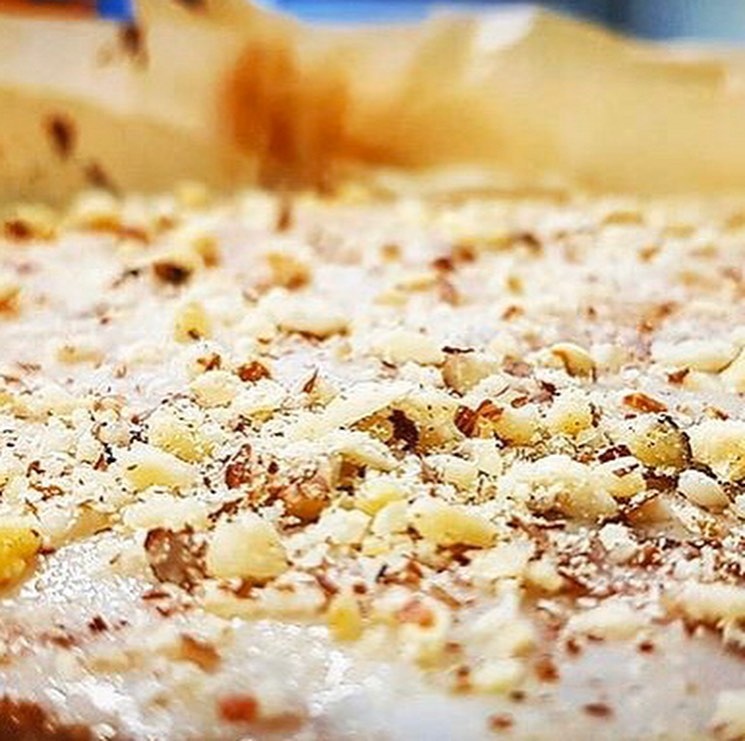 It's Saturday and the weather is sub-optimal so best get yourself into a cosy cafe with a good book and a big slice of cake. 

Head to one of our stockists and enjoy the weekend! 

📸 Fox and West