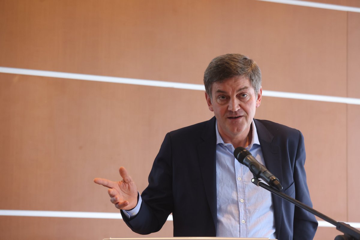 cocktailsante's tweet photo. #franckdevulder élu nouveau président de la #csmf https://t.co/Y6B8kuJFSJ