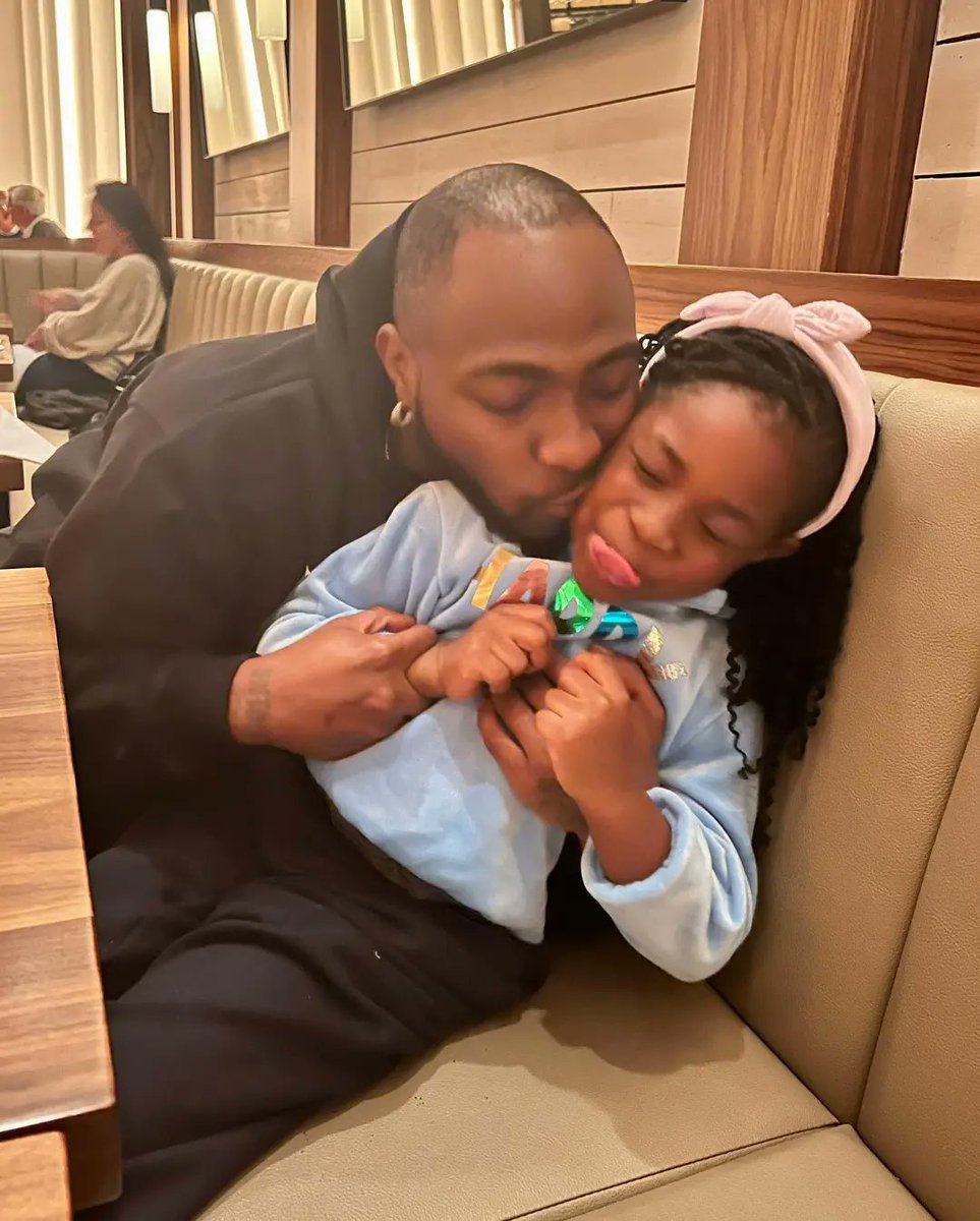 legitngnews's tweet photo. The weekend gives us time to spend with our loved ones!
Imade is enjoying every moment with her daddy and best guy, Davido.
Who will you be spending your weekend with?
📸: realimadeadeleke (Instagram)
#legitpost #legitng #davido #imadeadeleke https://t.co/2iC82JTM8y